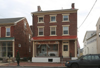 44 N Reading Ave in Boyertown, PA - Foto de edificio - Building Photo