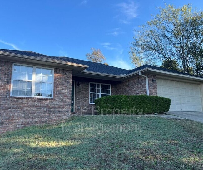 property at 2208 Kaylonni Ln