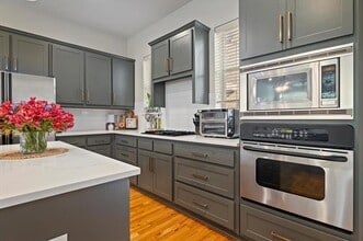 2710 Floyd St in Dallas, TX - Building Photo - Building Photo