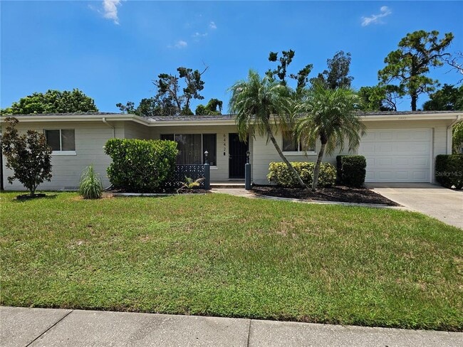 property at 6442 Colonial Dr
