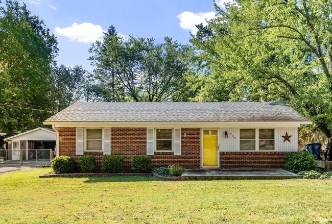 property at 705 Lakeview Ave