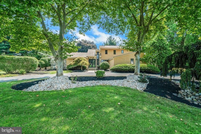 468 Long Ln in Huntingdon Valley, PA - Building Photo - Building Photo