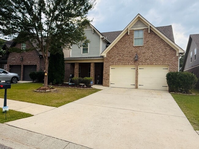 3526 Burlington Dr in Fultondale, AL - Building Photo - Building Photo