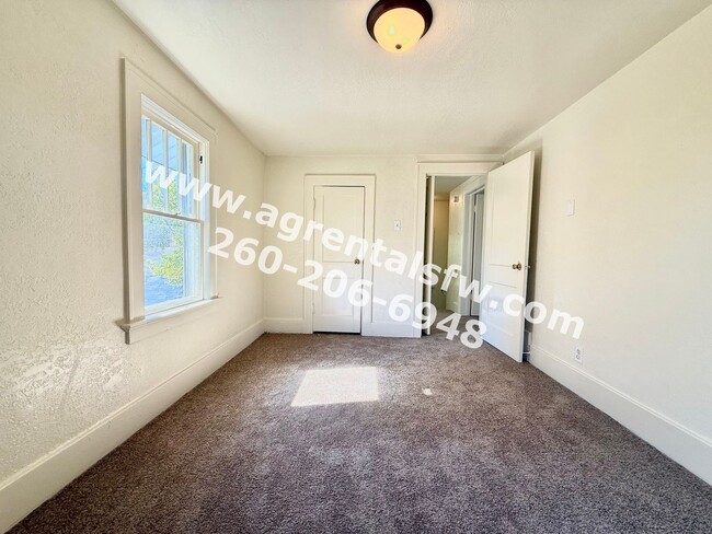 407 W Branning Ave in Fort Wayne, IN - Building Photo - Building Photo