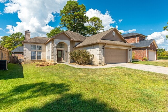 3631 Country Club Blvd in Montgomery, TX - Building Photo - Building Photo