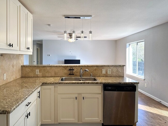 50071 Rusdell Dr in Irving, TX - Building Photo - Building Photo