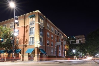 Greenwich on The Park in Cincinnati, OH - Building Photo - Building Photo