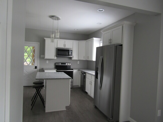 152 Butler St, Unit 152 Butler St in Pittston, PA - Building Photo - Building Photo