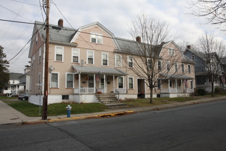 102-108 Broad St in Washington, NJ - Building Photo