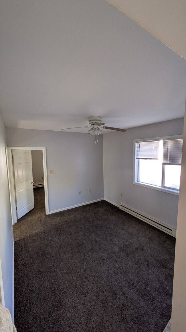 215 Liberty St, Unit 215 Liberty St #5 in Batavia, NY - Building Photo - Building Photo