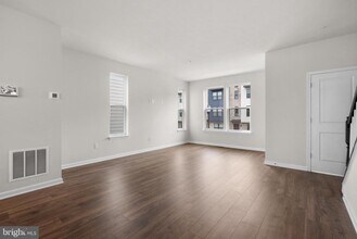 421 Carroll Walk Ave in Frederick, MD - Building Photo - Building Photo