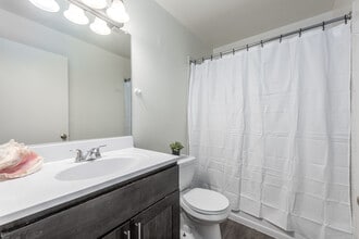 Sail Cloth Factory Apartments in Baltimore, MD - Foto de edificio - Interior Photo