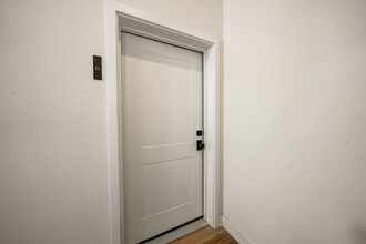 620 S 8th St in Philadelphia, PA - Building Photo - Building Photo