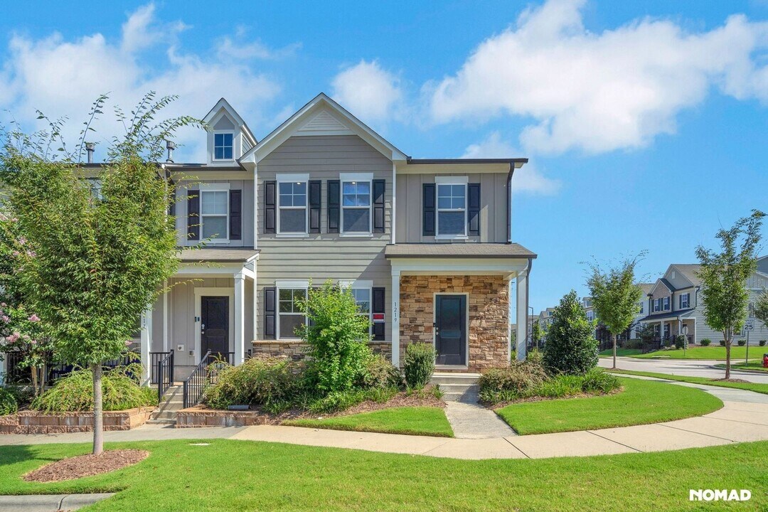 1219 Merrion Ave in Durham, NC - Building Photo