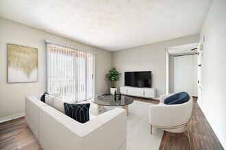 Mountain Place in Stone Mountain, GA - Building Photo - Building Photo