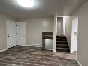 1362 E 3900 S-Unit -Apt. A in Millcreek, UT - Foto de edificio - Building Photo