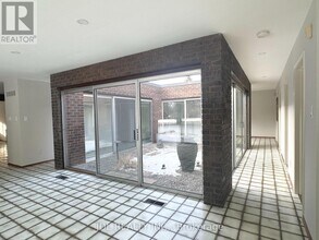 17 Fairway Heights Crescent in Markham, ON - Building Photo - Building Photo