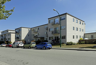 Brentview Manor Apartments in Burnaby, BC - Building Photo - Building Photo