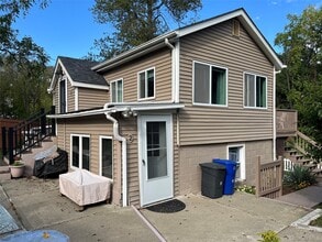2 Avon Rd in Lake Peekskill, NY - Building Photo - Building Photo