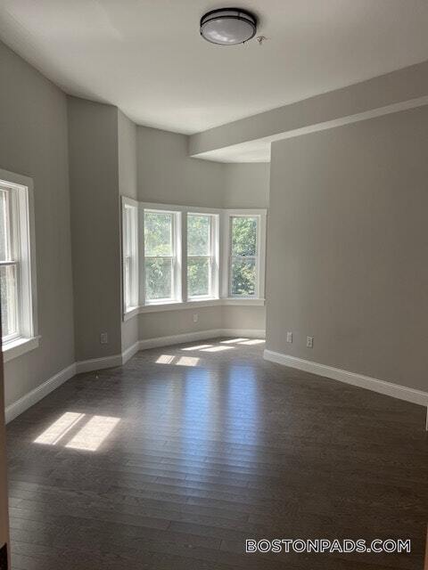 328 Bank St in Harwich, MA - Building Photo