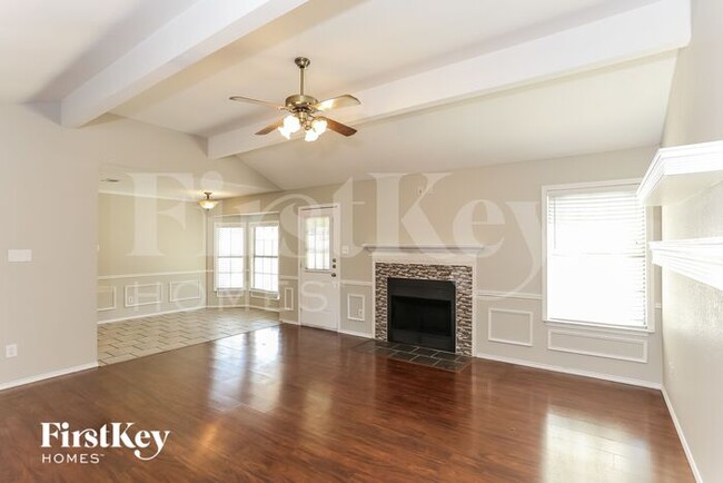 1110 Valley Branch Dr in Arlington, TX - Building Photo - Building Photo