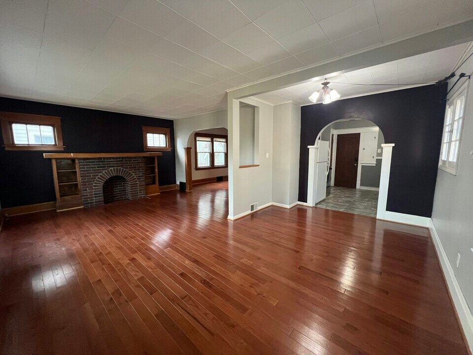 37 Tulane Rd in Buffalo, NY - Building Photo