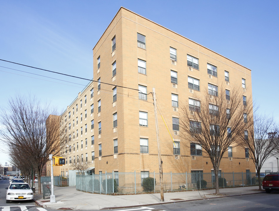 Noll Street Apartments in Brooklyn, NY - Foto de edificio