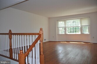 11809 Milbern Dr in Potomac, MD - Building Photo - Building Photo