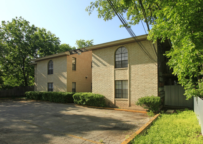 905 E 51st St in Austin, TX - Building Photo - Building Photo