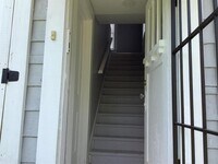 3915 Cotswold St - 10