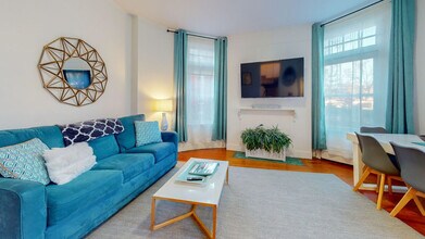 1871 Beacon St in Brookline, MA - Building Photo - Building Photo
