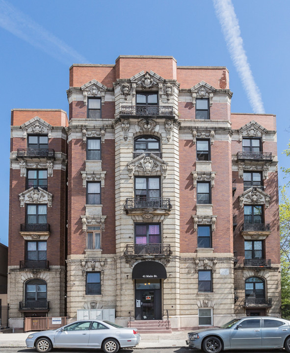 Rockledge Apartments in Orange, NJ - Building Photo