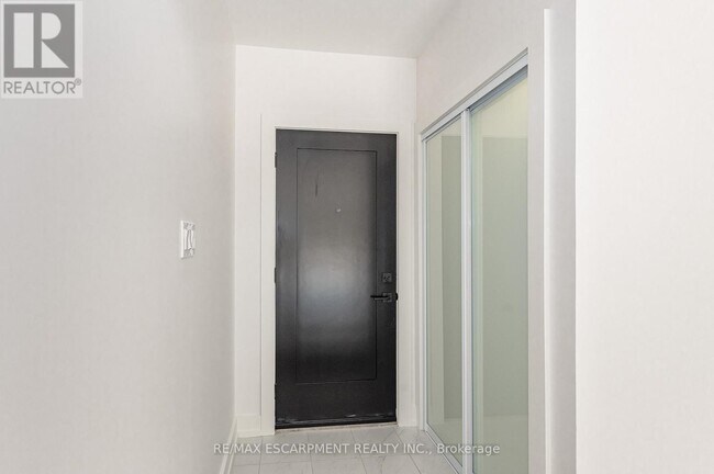 664 Hiawatha Blvd in Hamilton, ON - Building Photo - Building Photo