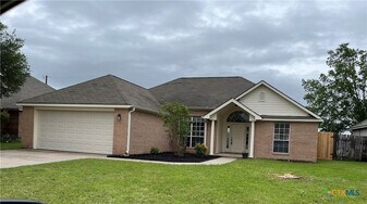 5005 Warwicke Dr in Temple, TX - Building Photo