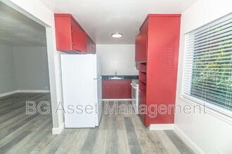314 Rodeo Ave in Rodeo, CA - Building Photo - Building Photo