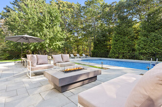 139 Merchants Path in Sag Harbor, NY - Building Photo - Building Photo
