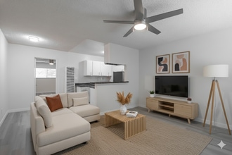 12939 Bonaparte Ave in Los Angeles, CA - Building Photo - Building Photo