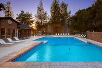 Building Photo - Cobblestone Apartments in Phoenix, Arizona