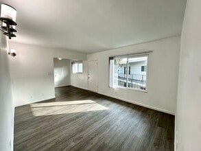 EP in Los Angeles, CA - Foto de edificio - Interior Photo