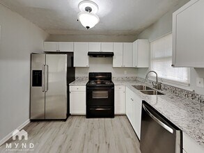 6665 Hidden Brook Trail in College Park, GA - Building Photo - Building Photo