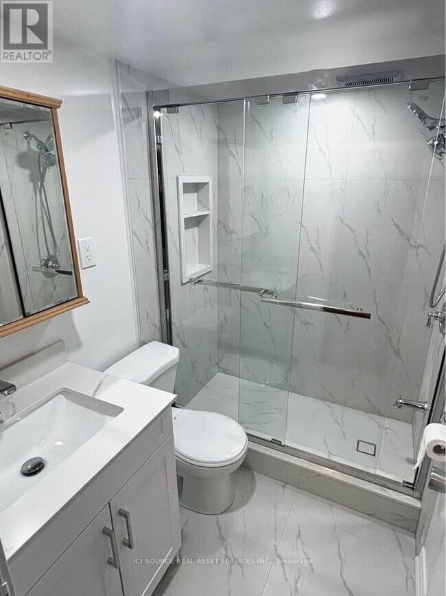 61 Christina Crescent in Toronto, ON - Building Photo - Building Photo