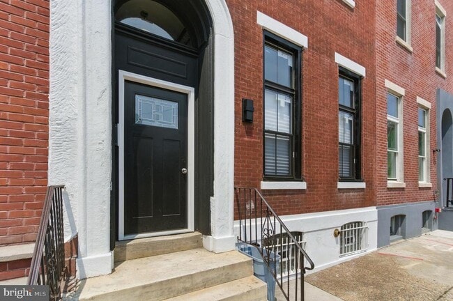 1637 W Girard Ave in Philadelphia, PA - Building Photo - Building Photo