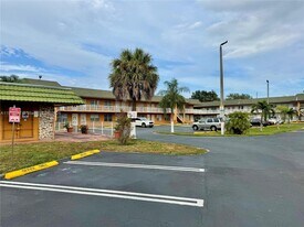 291 NW 177th St in Miami, FL - Building Photo