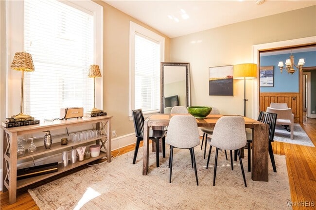 property at 186 Bidwell Pkwy