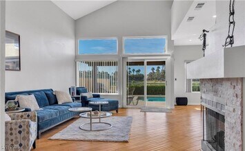 2533 Seascape Dr in Las Vegas, NV - Foto de edificio - Building Photo