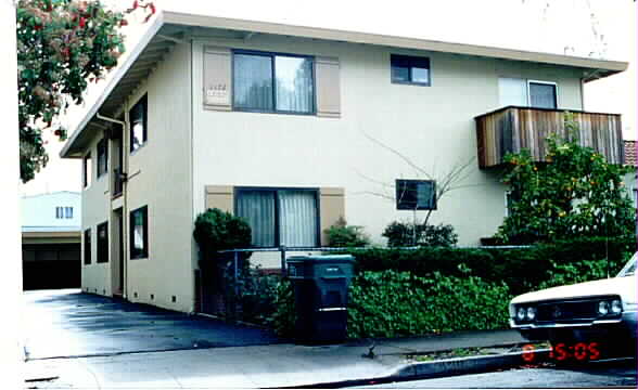 1172 Clinton St in Redwood City, CA - Building Photo - Building Photo