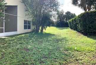 2813 Mayflower Loop in Clermont, FL - Building Photo - Building Photo