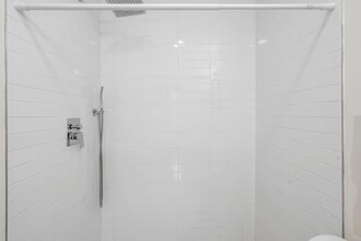 118 N Curley St in Baltimore, MD - Building Photo - Building Photo