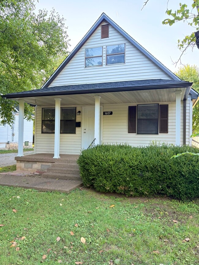 property at 1607 Nutwood St
