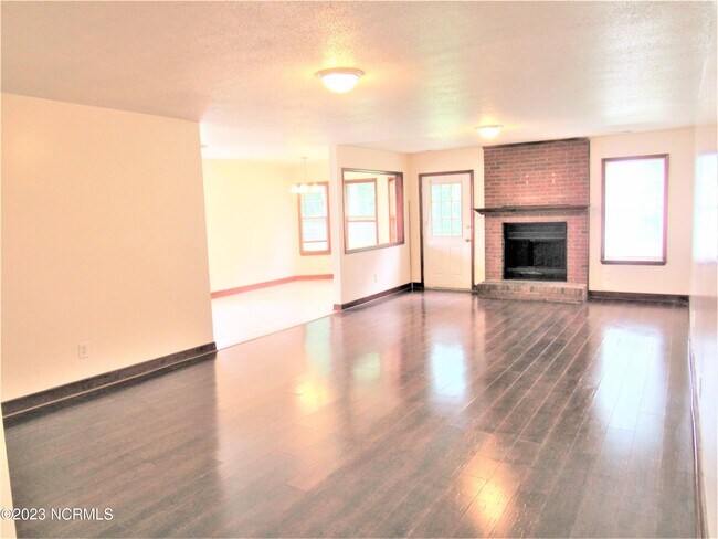 1302 Sofia Ct photo'